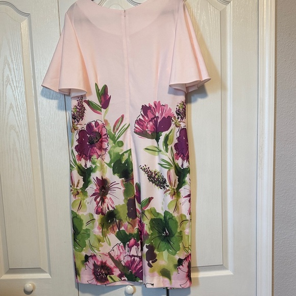 Elegant Floral Midi Dress in Pink and Green - Picture 3 of 5